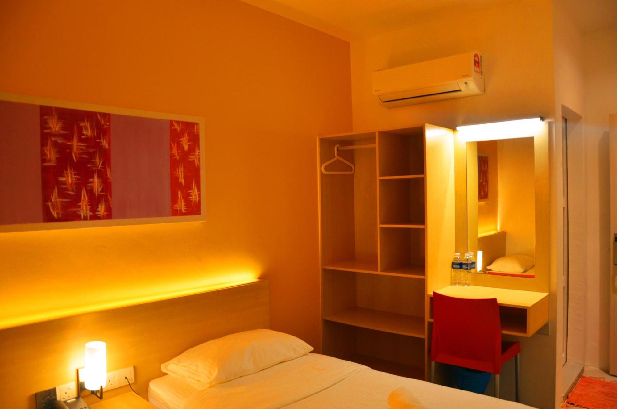 Hotel Jeti Tg Gemok Padang Endau Экстерьер фото